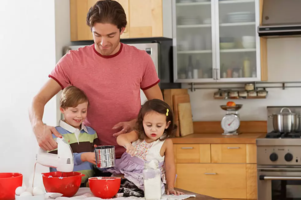 Survey Reveals Stay-at-Home Dads Are the New Wave of Parenting